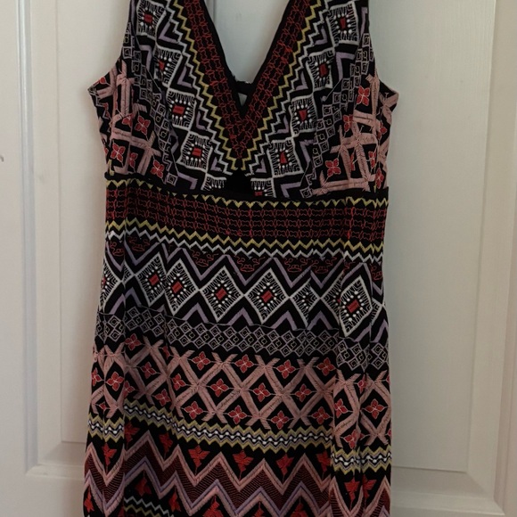 Multicolor Geometric Pattern Dress - Picture 3 of 6